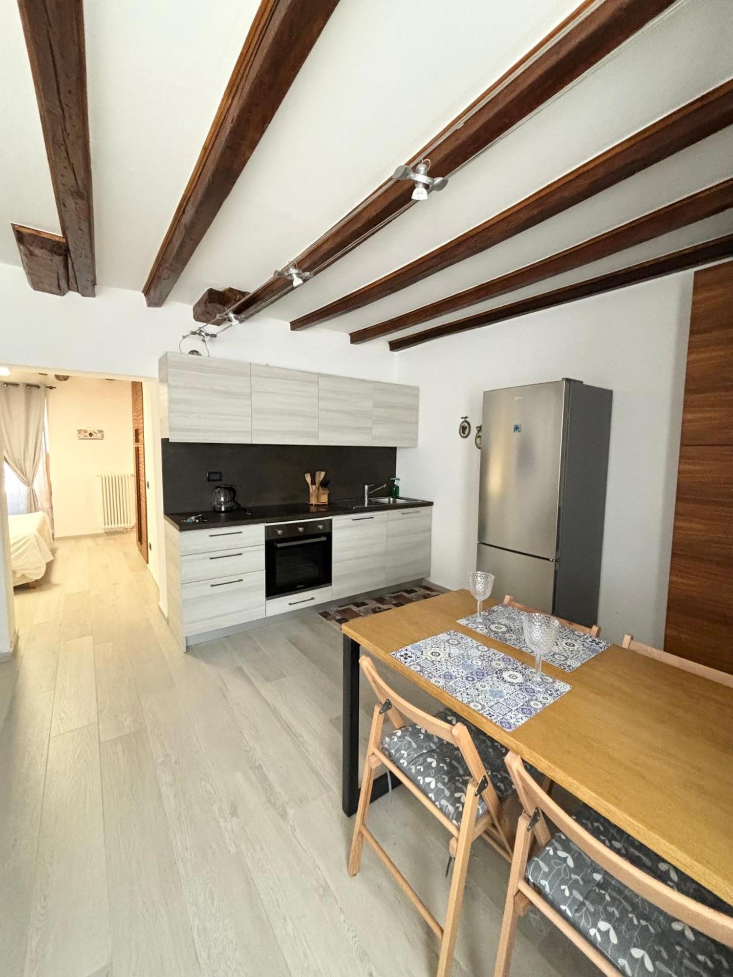 コモLa Casa Di Aleアパートメント エクステリア 写真